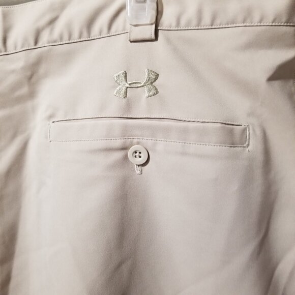 Under Armour Tan Shorts Flat Front Lightweight Summer Golf Men's 40 - Picture 5 of 6